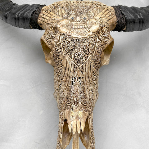Traditionele Barong |  Gegraveerde Buffelschedel