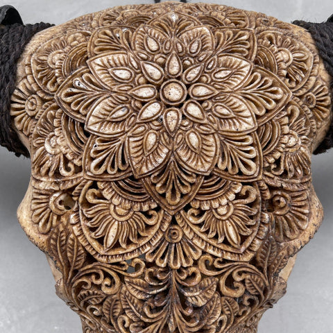 Rebel Bloom Skull | Gegraveerde Buffelschedel